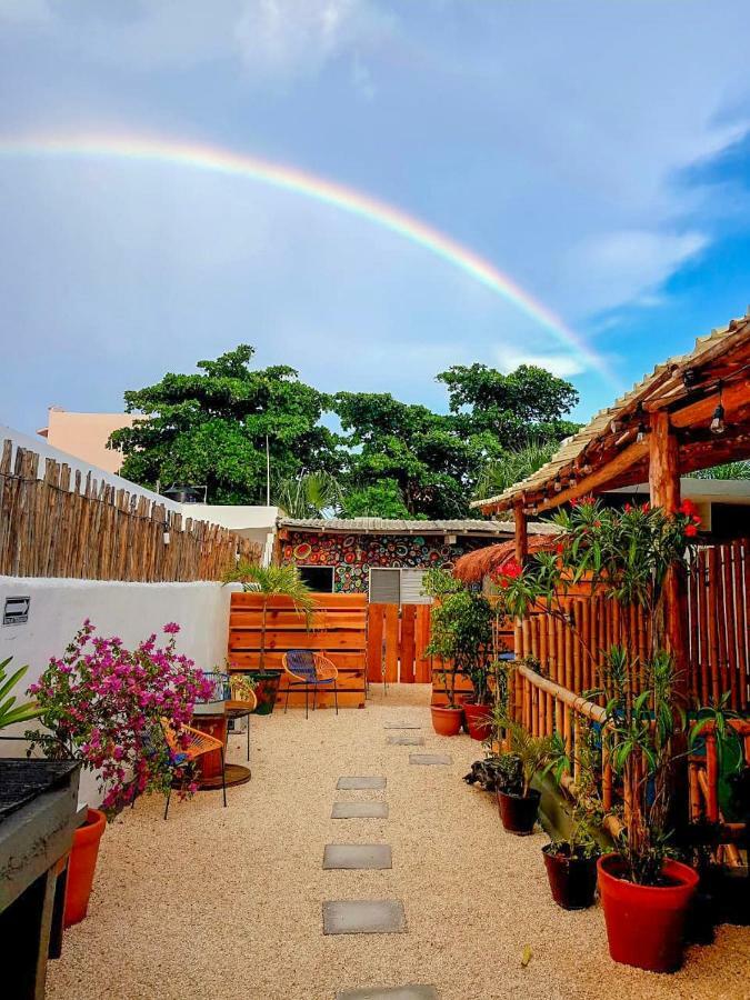Wabi Hostel Playa del Carmen Exteriör bild
