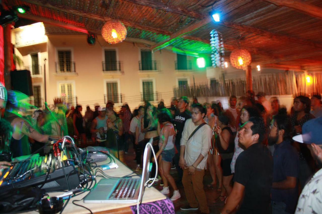 Wabi Hostel Playa del Carmen Exteriör bild