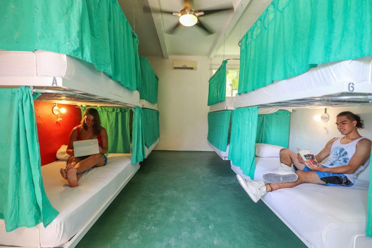 Wabi Hostel Playa del Carmen Exteriör bild